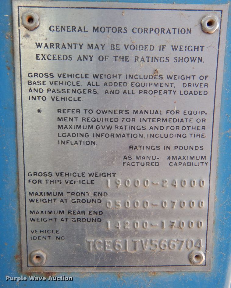 image for item IE9528 1973 GMC 6000  grain truck