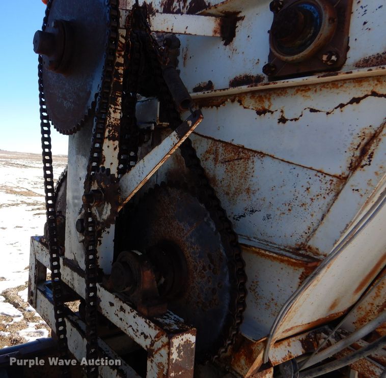 image for item IE9530 1973 Chevrolet C65  feed mixer truck