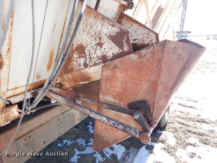 image for item IE9530 1973 Chevrolet C65  feed mixer truck