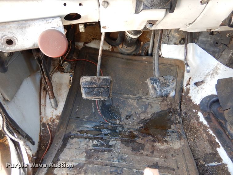 image for item IE9530 1973 Chevrolet C65  feed mixer truck