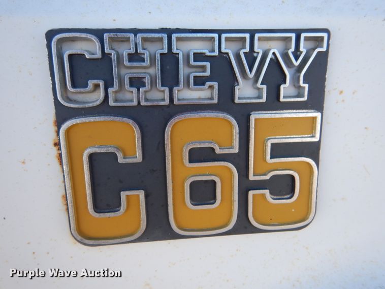 image for item IE9530 1973 Chevrolet C65  feed mixer truck