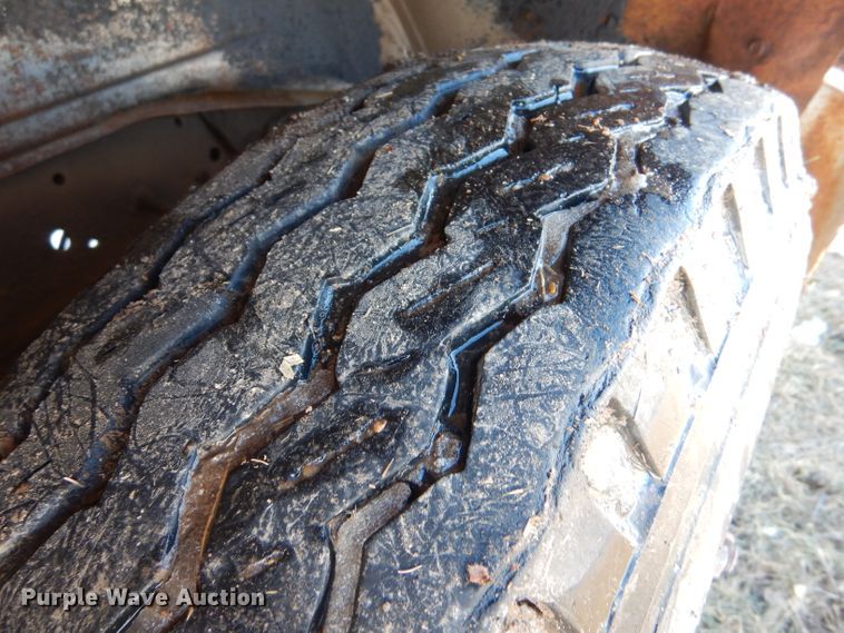 image for item IE9530 1973 Chevrolet C65  feed mixer truck