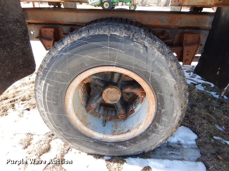 image for item IE9530 1973 Chevrolet C65  feed mixer truck