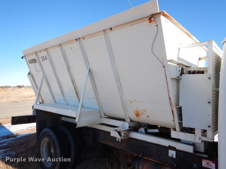 image for item IE9532 1982 International 1754  feed mixer truck