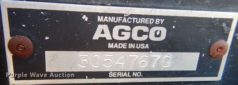 image for item IE9553 1996 Gleaner R72  RWA combine