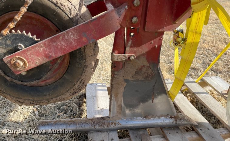 image for item IJ9596 Elston  gopher getter applicator