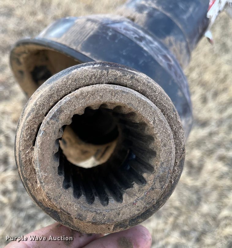 image for item IJ9598 Sunflower 8830  grain cart