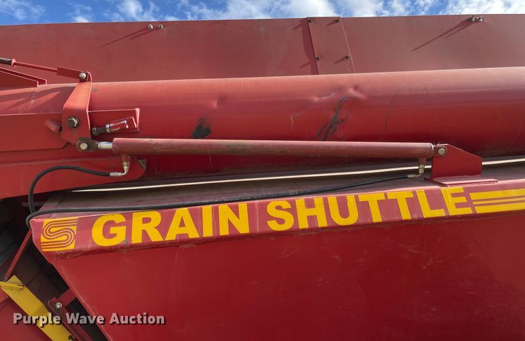 image for item IJ9598 Sunflower 8830  grain cart