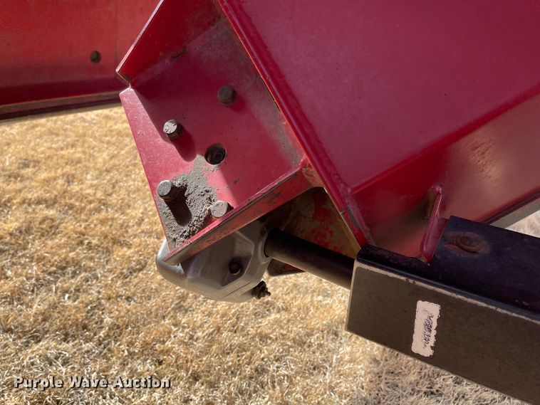 image for item IJ9598 Sunflower 8830  grain cart