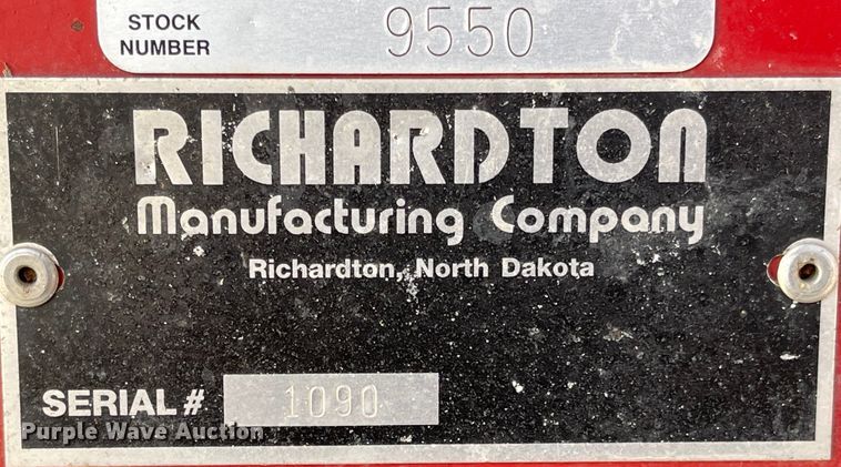 image for item IJ9598 Sunflower 8830  grain cart