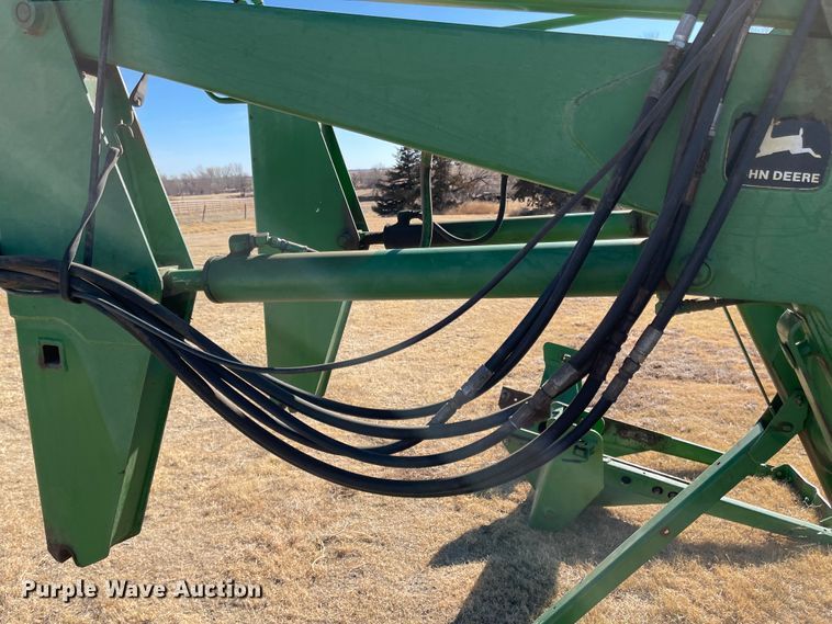 image for item IJ9622 John Deere 265  loader