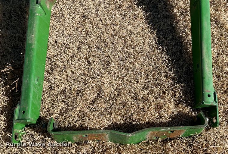 image for item IJ9622 John Deere 265  loader