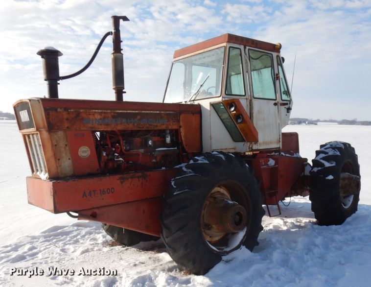 image for item IO9670 1972 Minneapolis Moline A4T-1600  4WD tractor