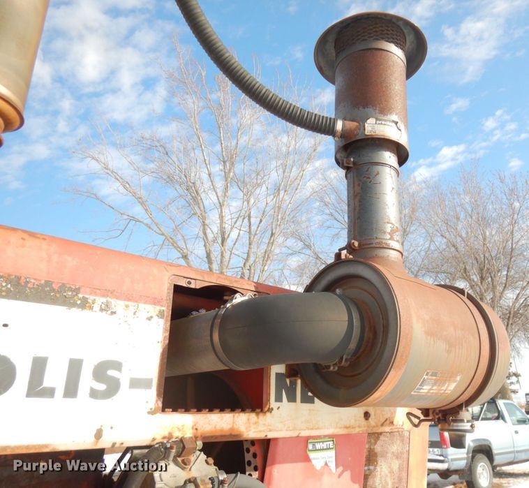 image for item IO9670 1972 Minneapolis Moline A4T-1600  4WD tractor