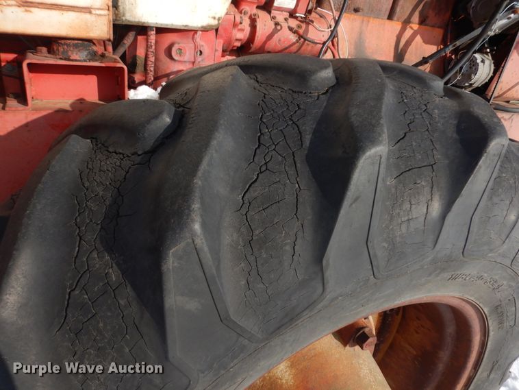 image for item IO9670 1972 Minneapolis Moline A4T-1600  4WD tractor