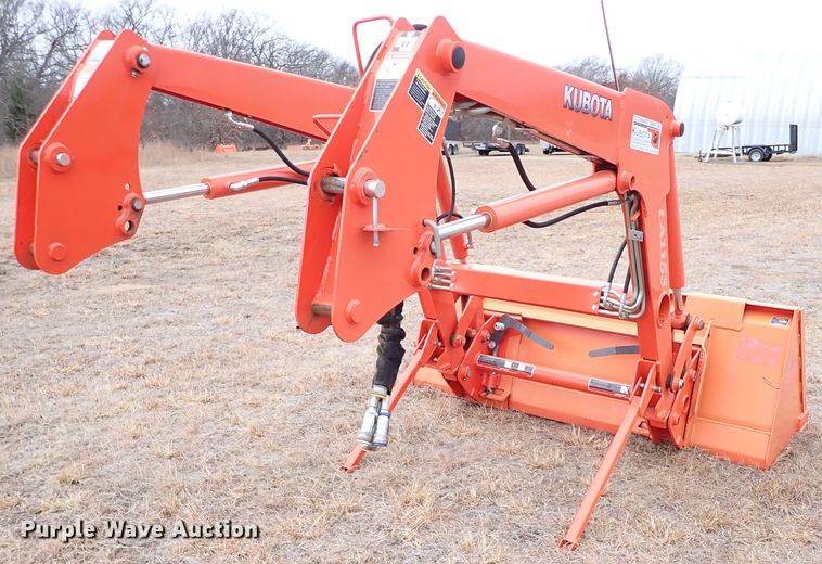image for item IS9372 Kubota LA1153  loader
