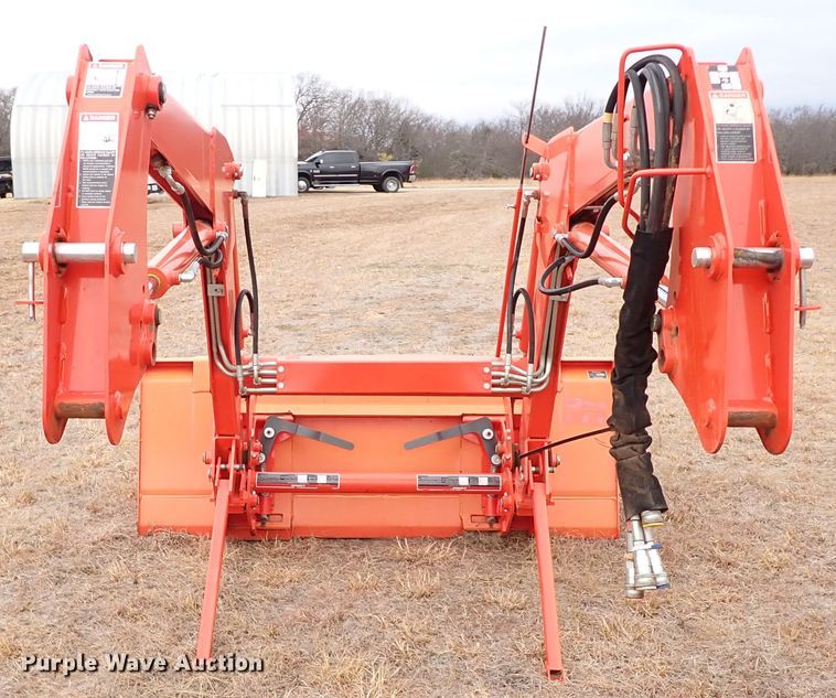 image for item IS9372 Kubota LA1153  loader