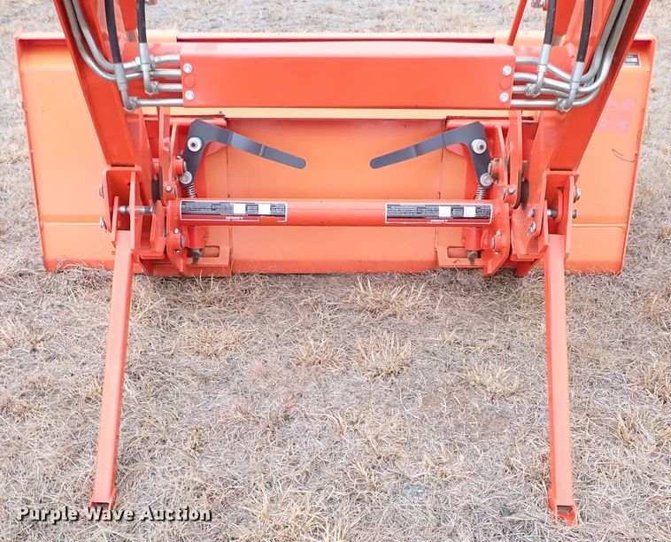 image for item IS9372 Kubota LA1153  loader