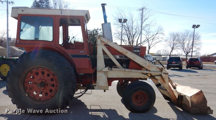 image for item JH9893 International 1466  tractor