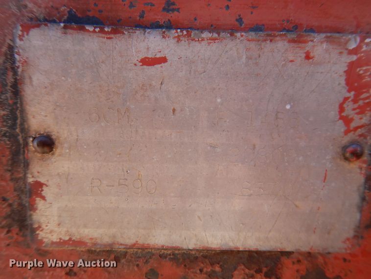 image for item JH9893 International 1466  tractor