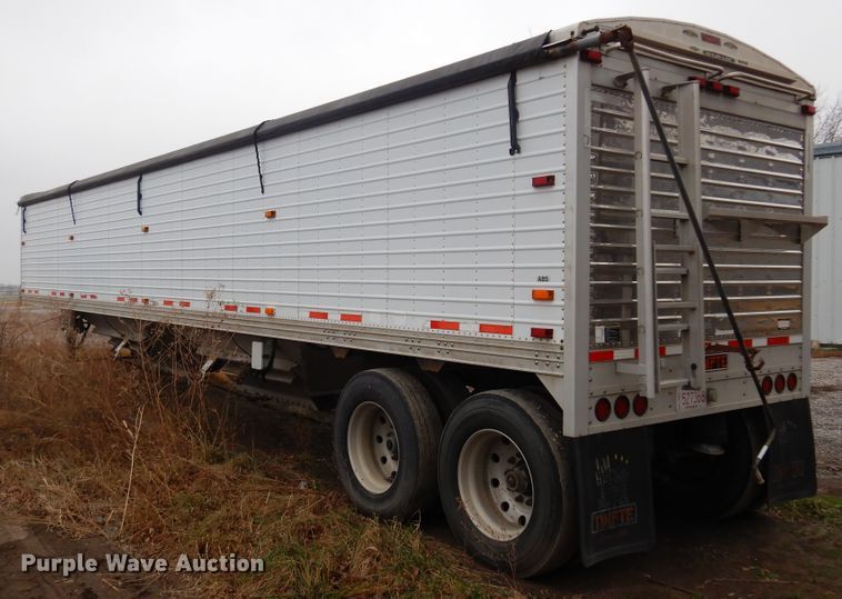image for item JJ9747 2009 Timpte Super Hopper  grain trailer