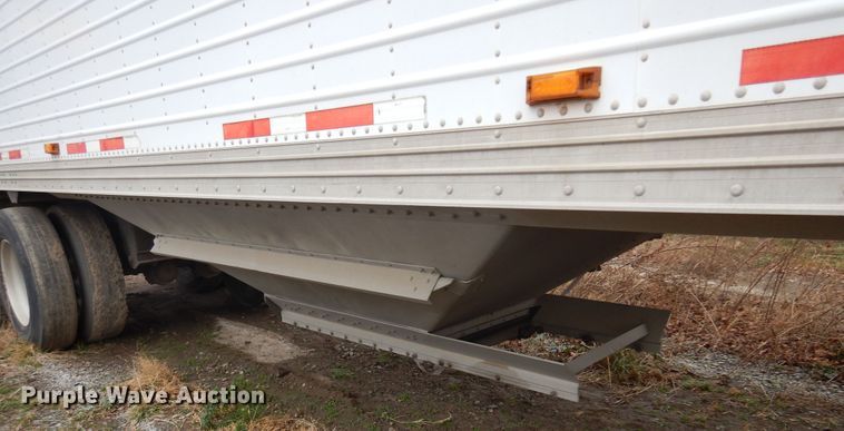 image for item JJ9747 2009 Timpte Super Hopper  grain trailer