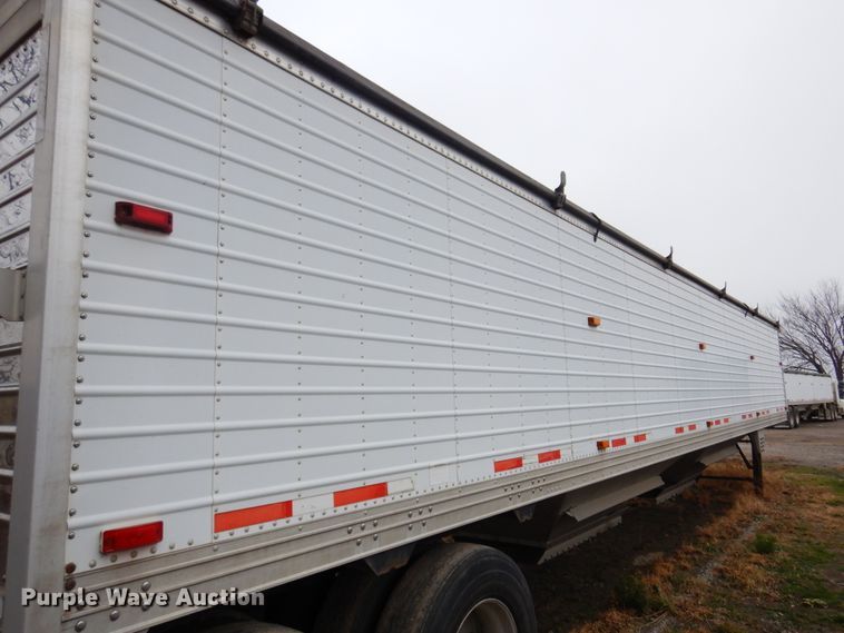 image for item JJ9747 2009 Timpte Super Hopper  grain trailer