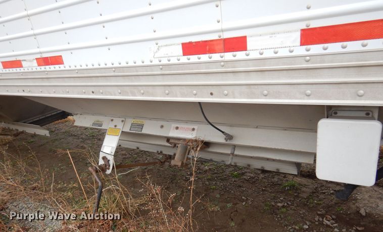 image for item JJ9747 2009 Timpte Super Hopper  grain trailer