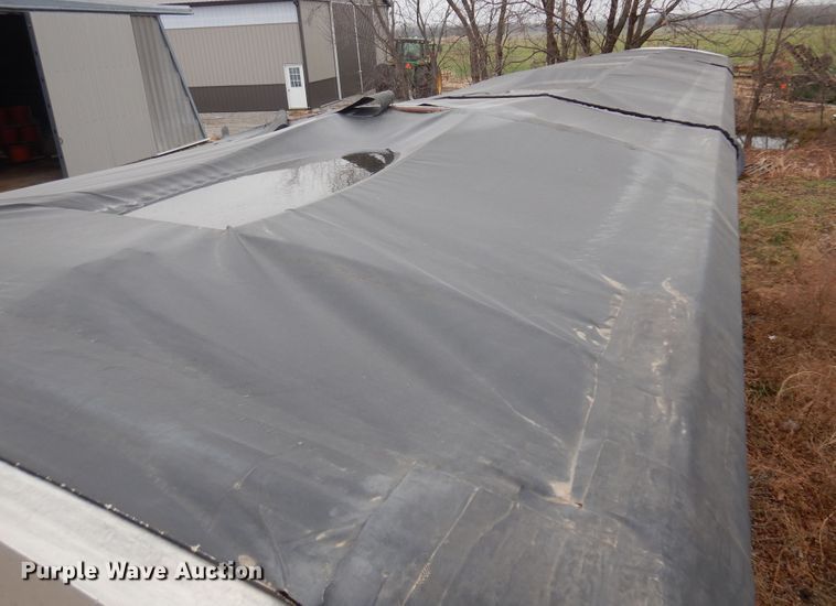 image for item JJ9747 2009 Timpte Super Hopper  grain trailer