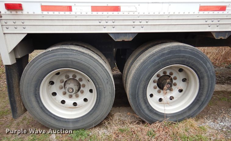 image for item JJ9747 2009 Timpte Super Hopper  grain trailer