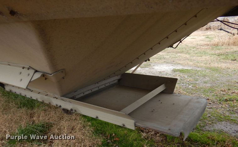 image for item JJ9749 2008 Timpte Super Hopper  grain trailer