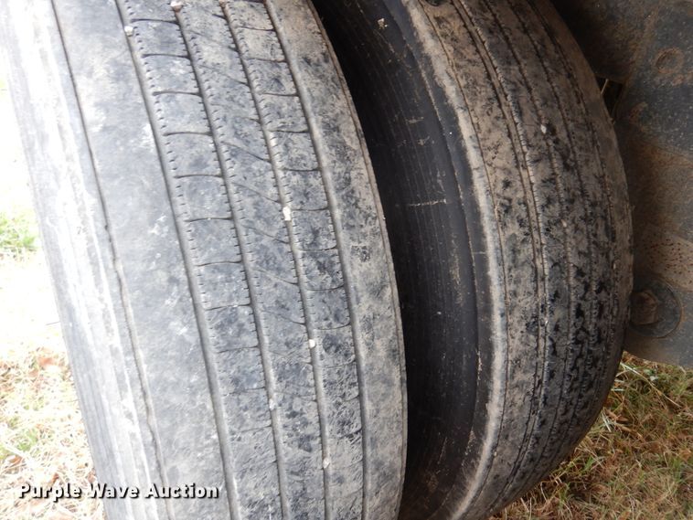 image for item JJ9749 2008 Timpte Super Hopper  grain trailer