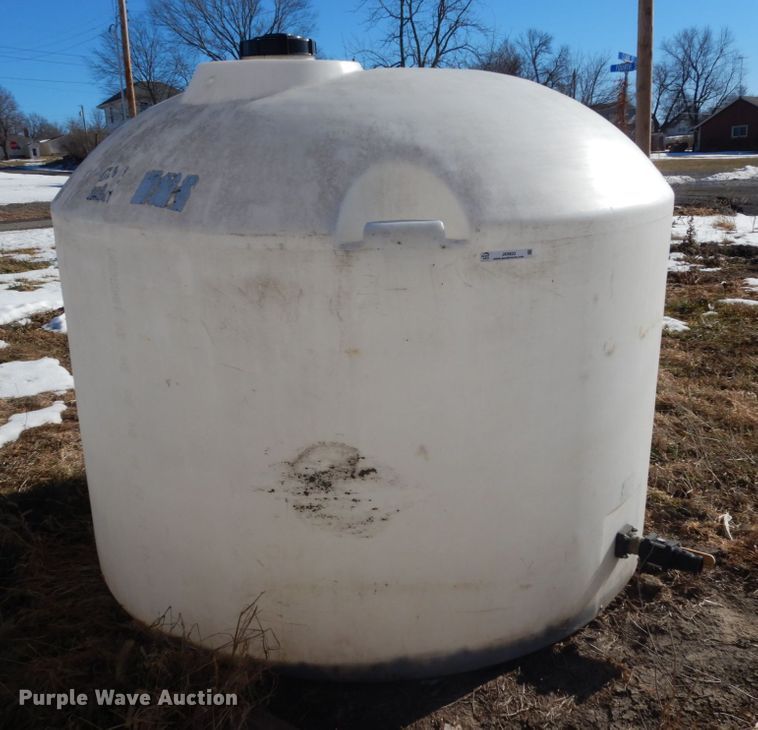 image for item JK9833 Poly tank