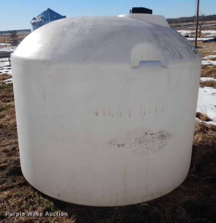 image for item JK9833 Poly tank