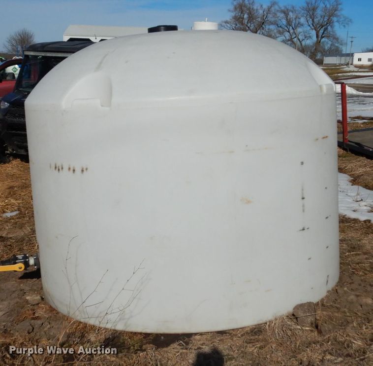 image for item JK9833 Poly tank