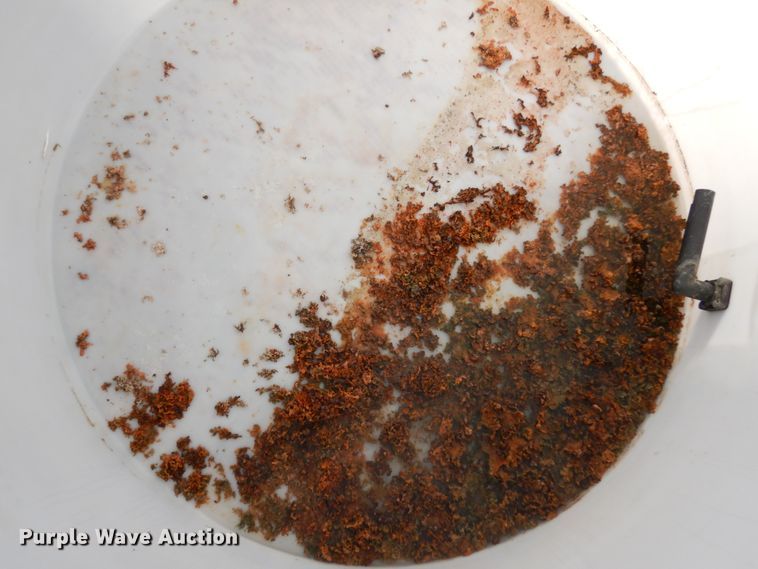 image for item JK9833 Poly tank