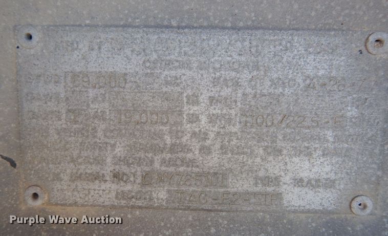 image for item JK9835 1977 Fruehauf  tank trailer