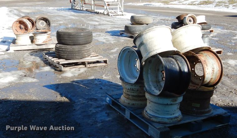 image for item JK9836 Tires and wheels