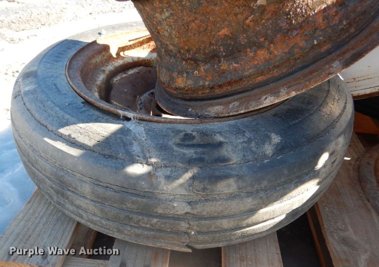 image for item JK9836 Tires and wheels