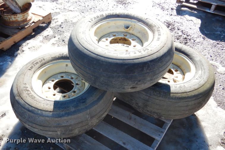 image for item JK9836 Tires and wheels