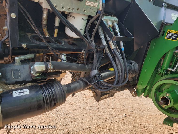 image for item JP9040 2013 MacDon FD75-S  flex draper head