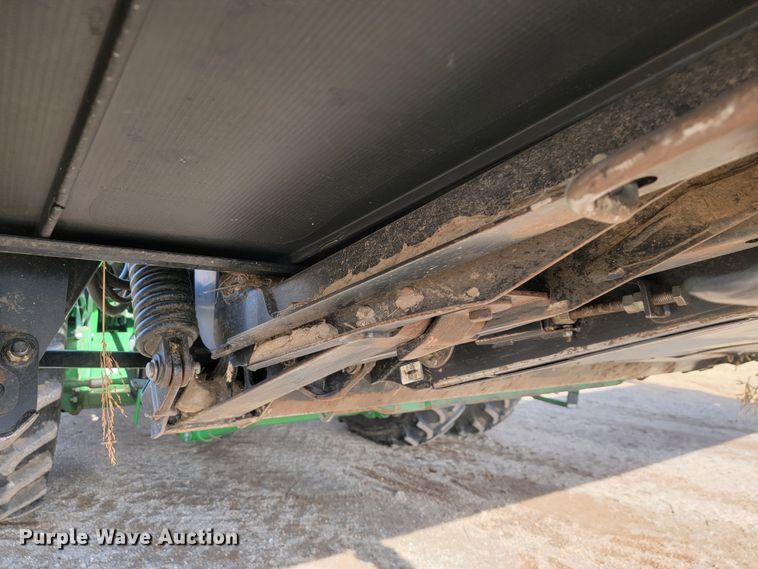 image for item JP9040 2013 MacDon FD75-S  flex draper head