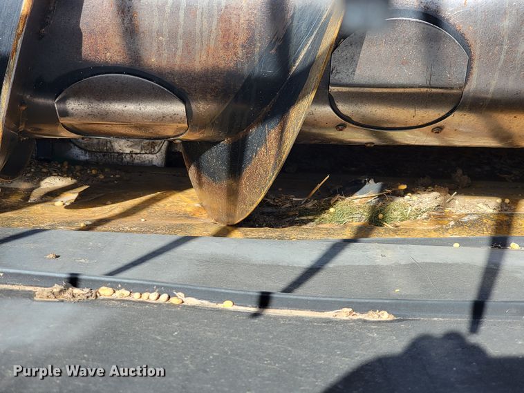 image for item JP9040 2013 MacDon FD75-S  flex draper head