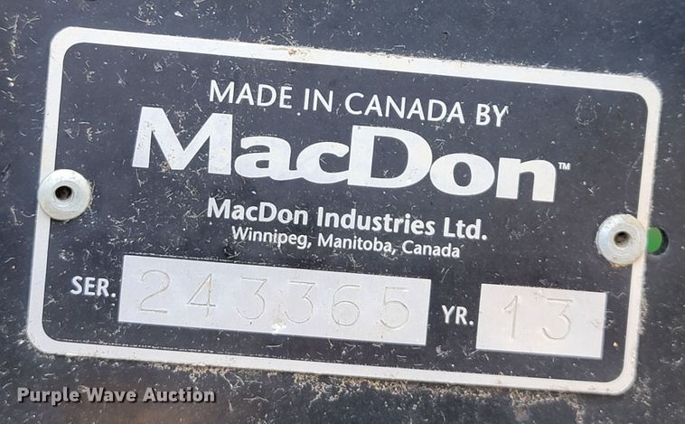 image for item JP9040 2013 MacDon FD75-S  flex draper head