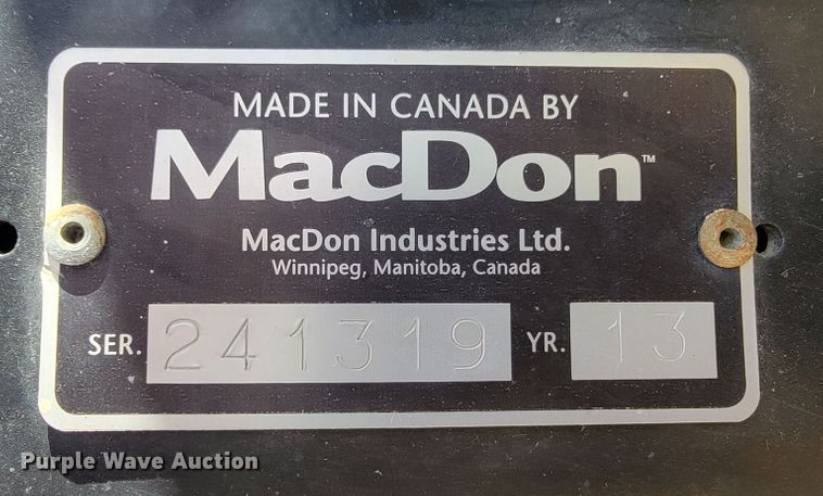 image for item JP9040 2013 MacDon FD75-S  flex draper head