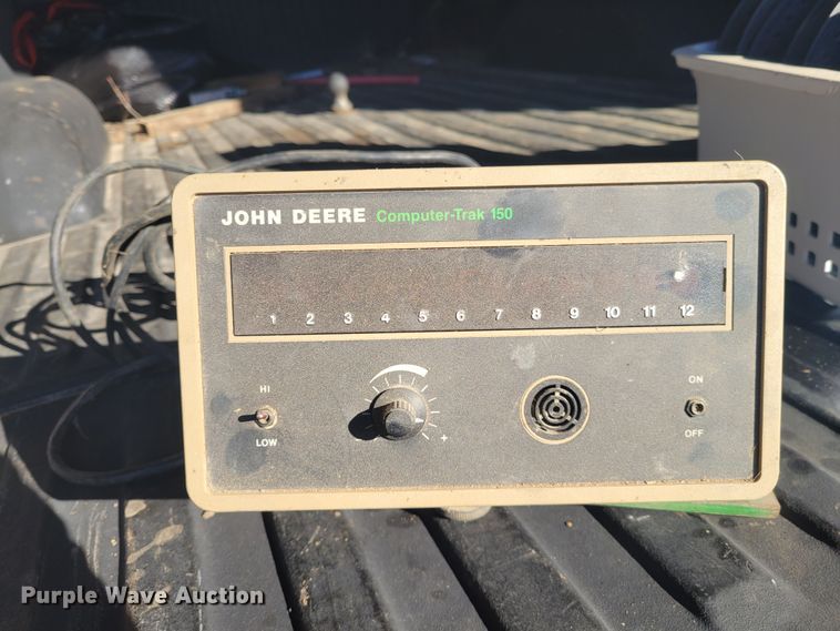 image for item KH9814 John Deere 7200  planter