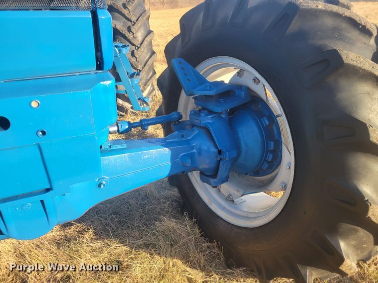 image for item KH9833 1989 Ford 8210  MFWD tractor