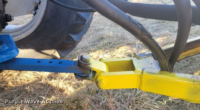 image for item KH9834 2004 Alamo HY15  batwing rotary mower