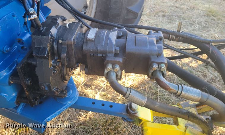 image for item KH9834 2004 Alamo HY15  batwing rotary mower