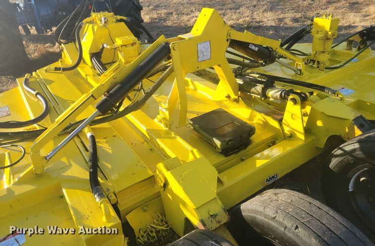 image for item KH9834 2004 Alamo HY15  batwing rotary mower